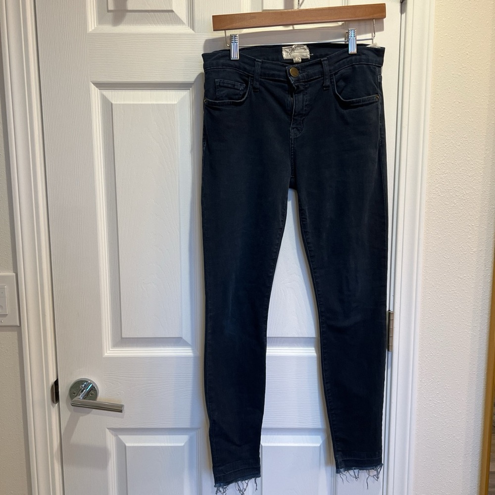 Navy Current Elliott skinny jeans with frayed bottoms